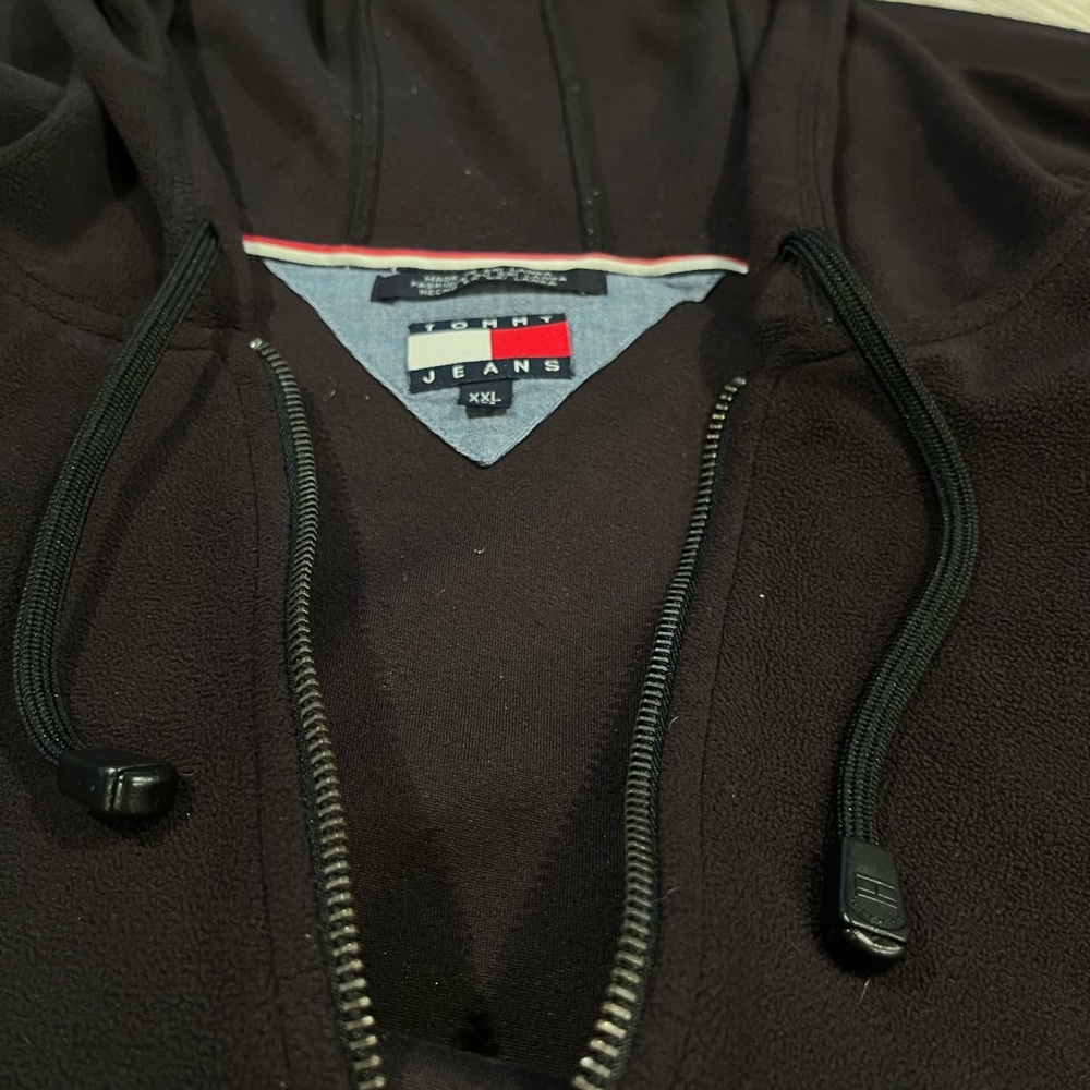 Tommy Hilfiger Vintage Y2K Black Zip-Up Hoodie Sweater - Picture 6 of 11